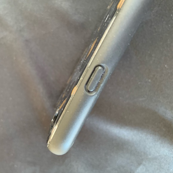 IPhone Sonic Leopard Print Phone Case - Picture 4 of 4